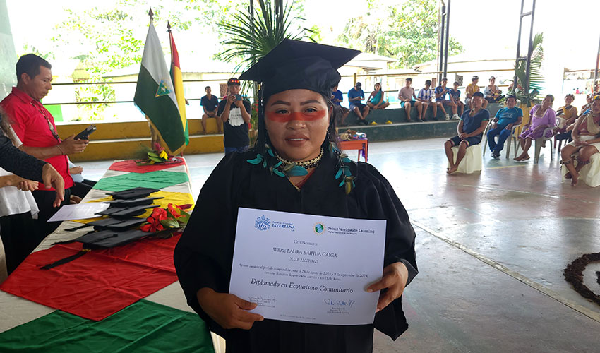 2025-11-10_jwl-waorani-ecuador_laura